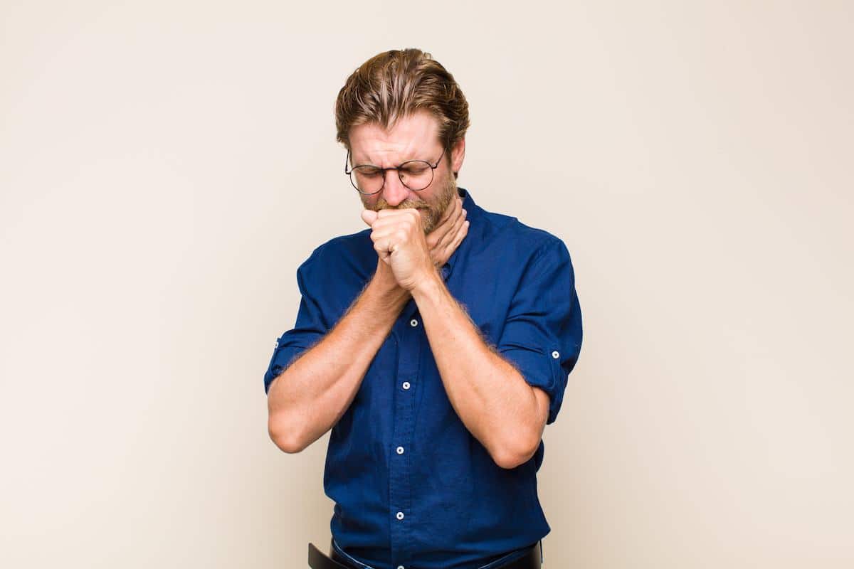 Βήχας: τι μπορεί να σημαίνει